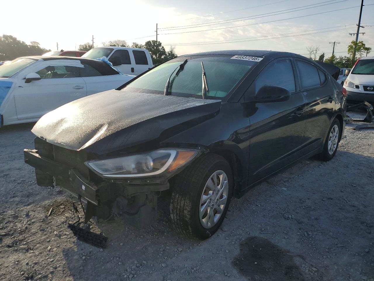 Salvage Hyundai ELANTRA Image