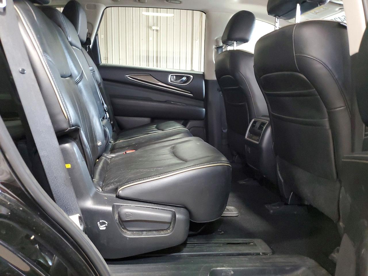 INFINITI Qx Base
