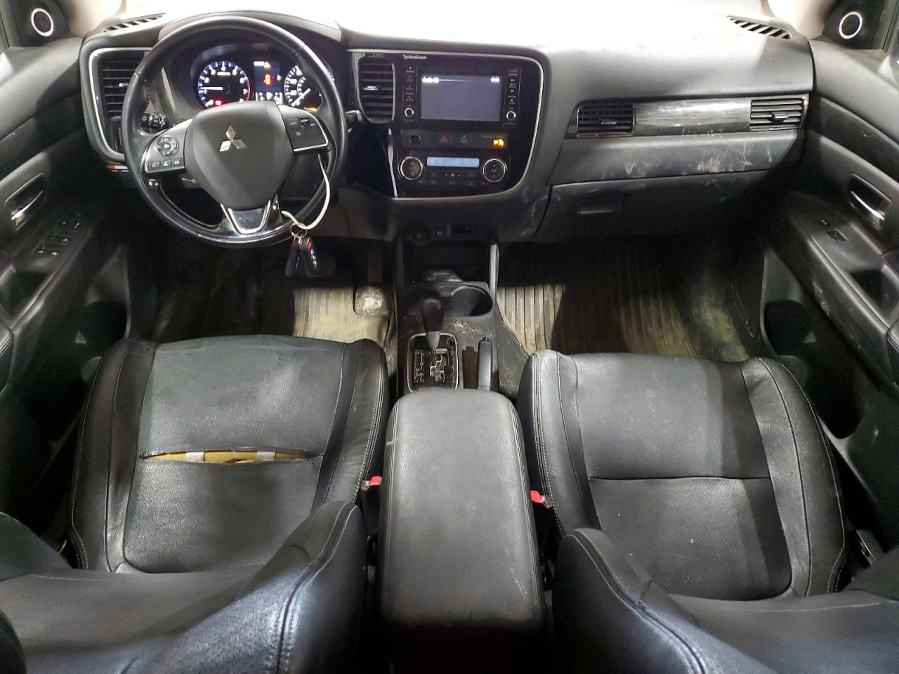 Mitsubishi Outlander Se