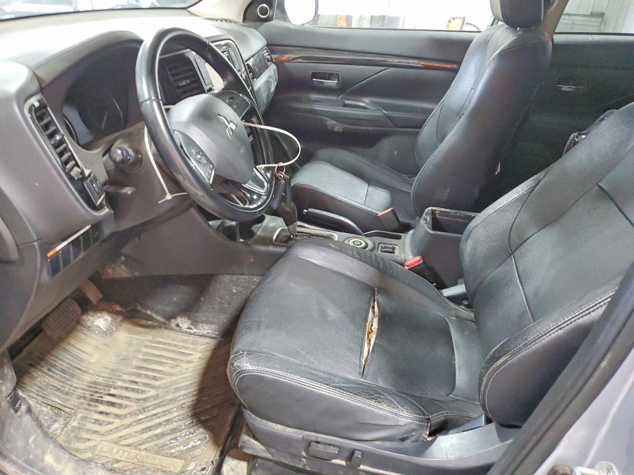 Mitsubishi Outlander Se
