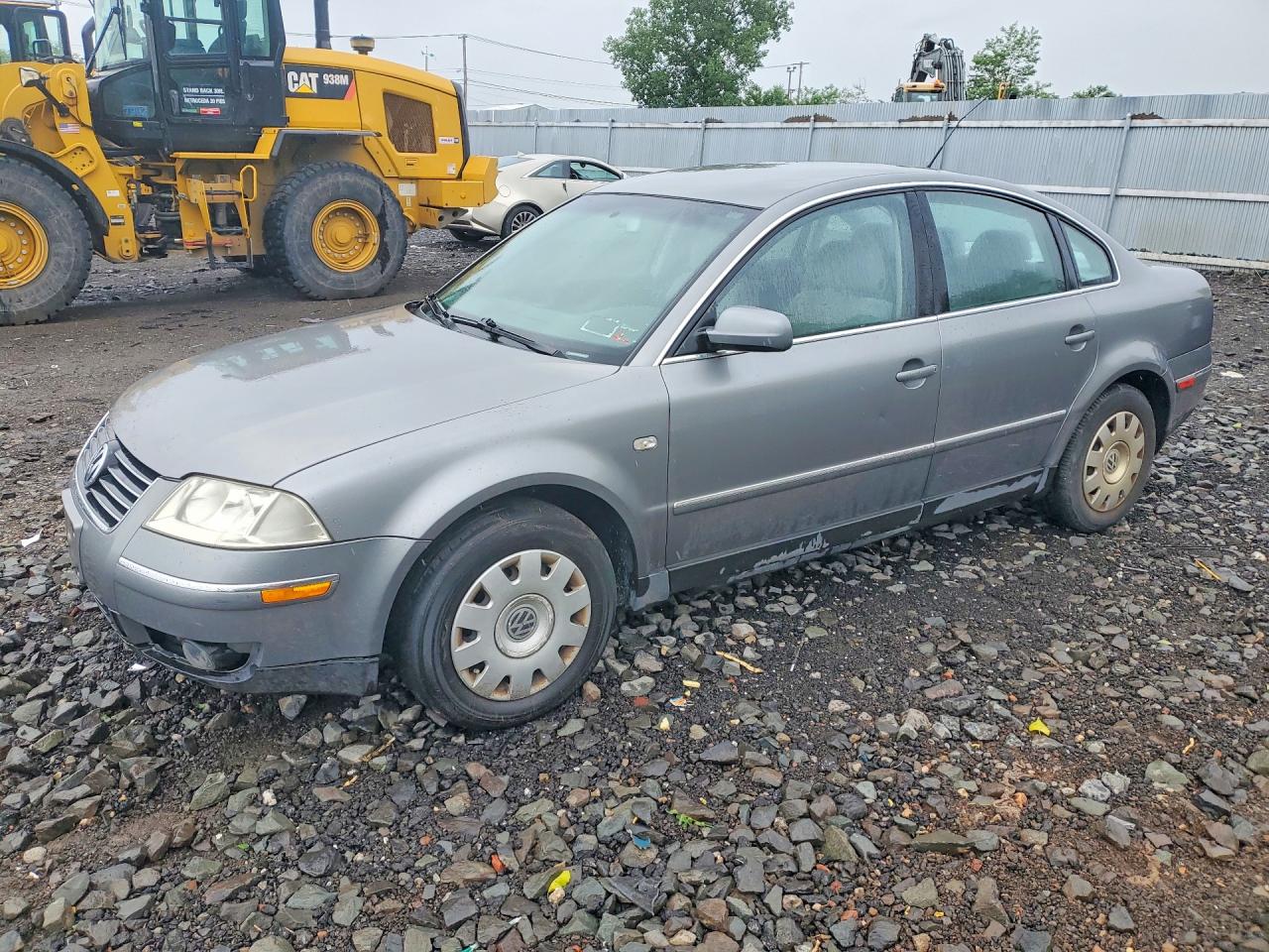 Salvage Volkswagen Passat Image
