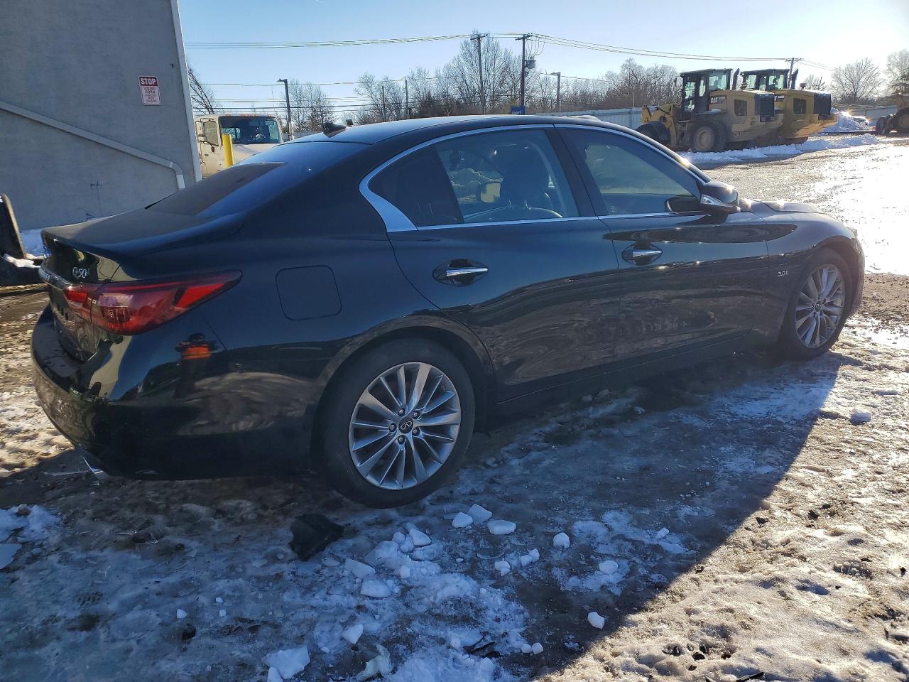 INFINITI Q50 3.0t P 3.0t Pure