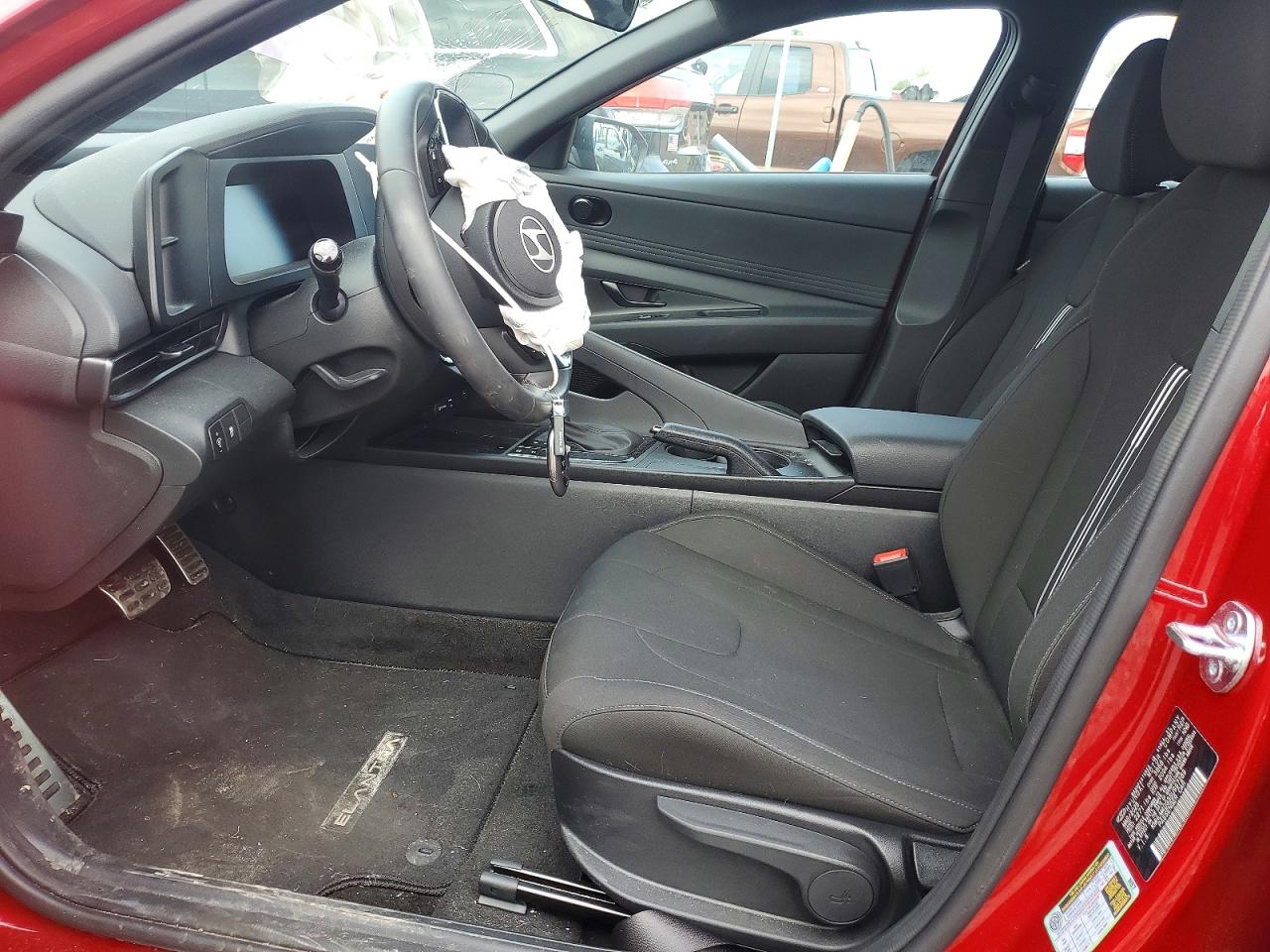 Hyundai ELANTRA Sel Sport