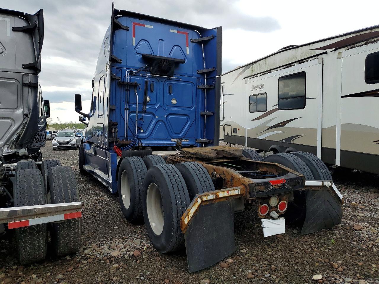 Freightliner Cascadia 126