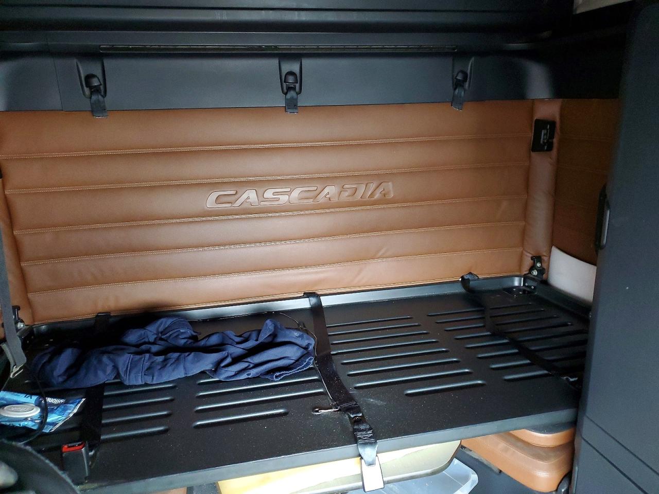 Freightliner Cascadia 126