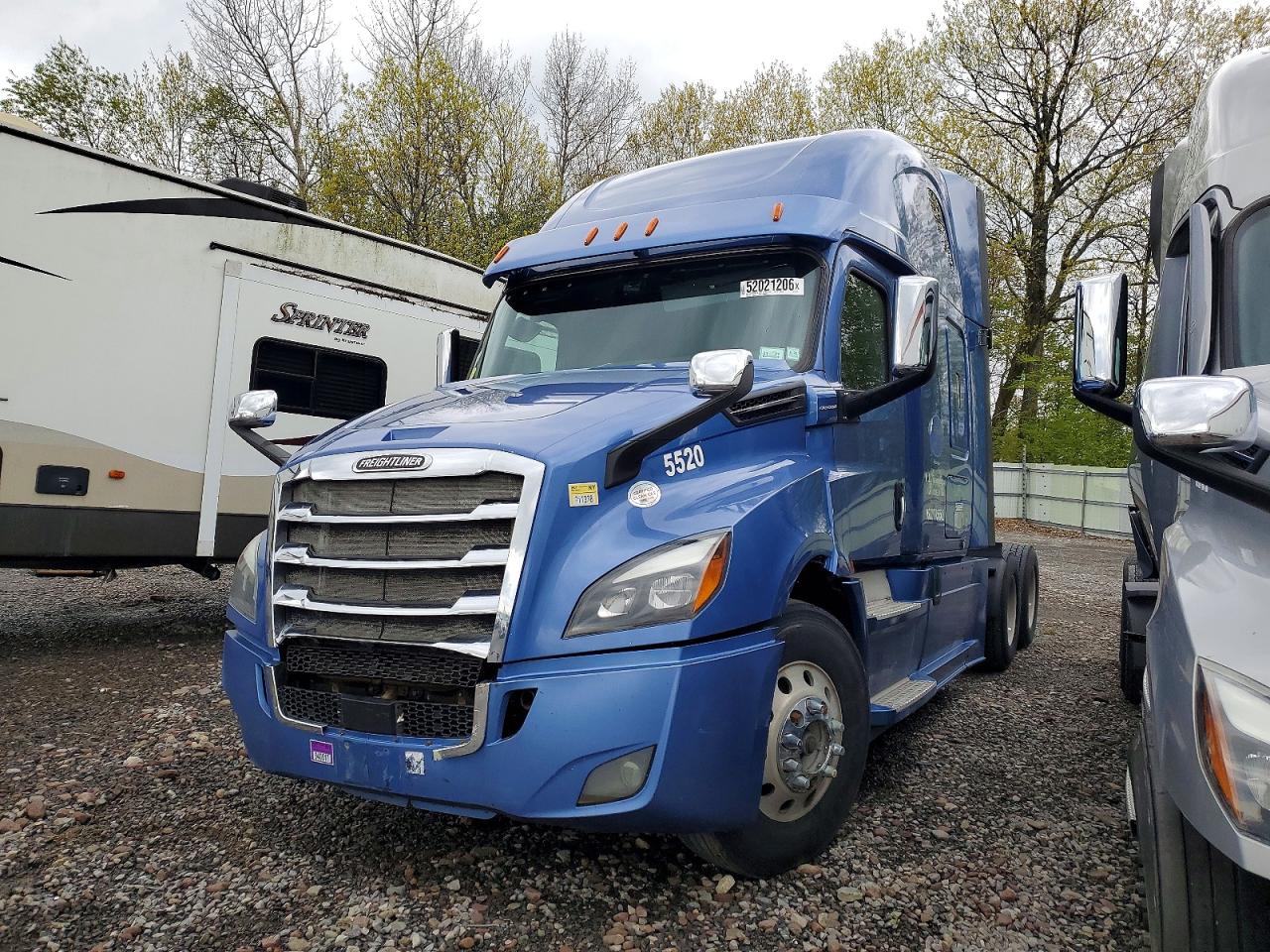 Freightliner Cascadia 126