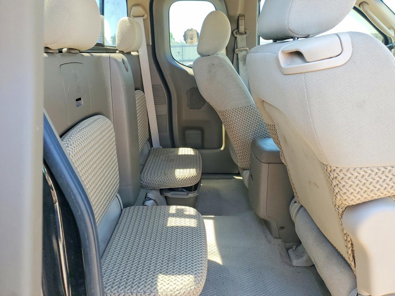 Nissan Frontier Se