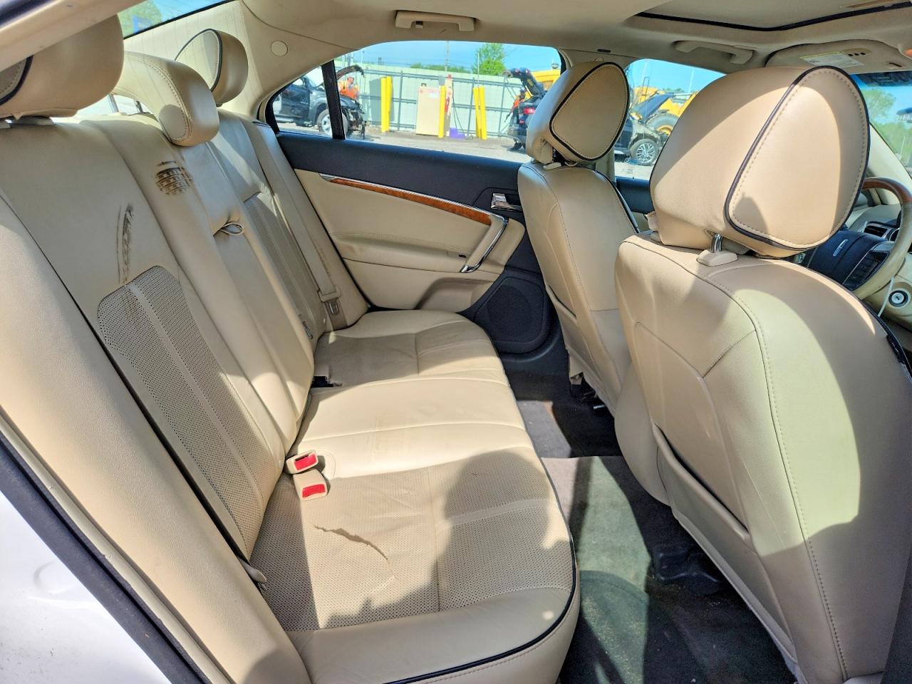 Lincoln MKZ