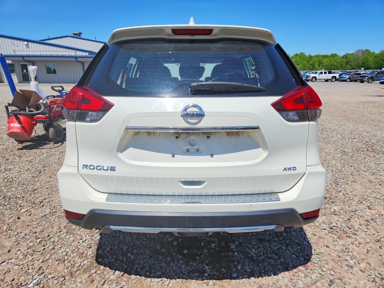 Nissan Rogue S
