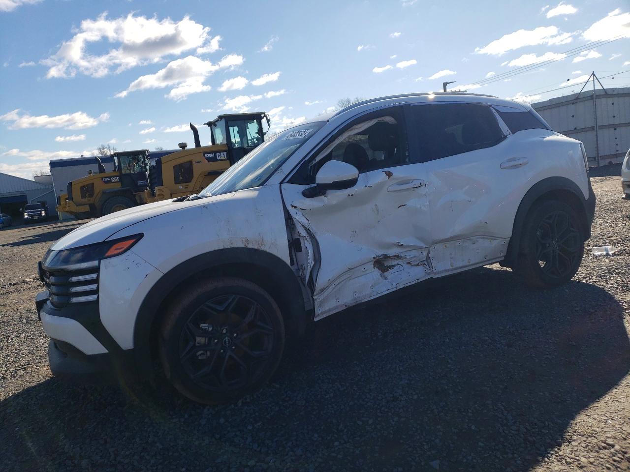 Salvage Nissan Kicks Image
