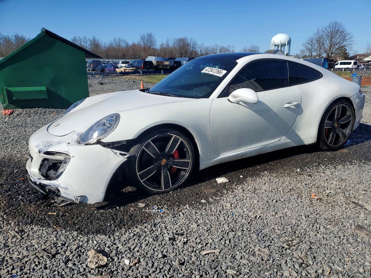 Salvage Porsche 911 Image
