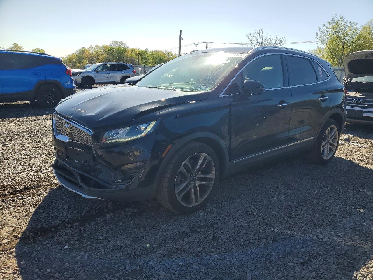 Salvage Lincoln MKC Image