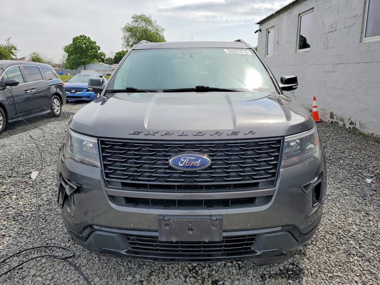 Ford Explorer Sport