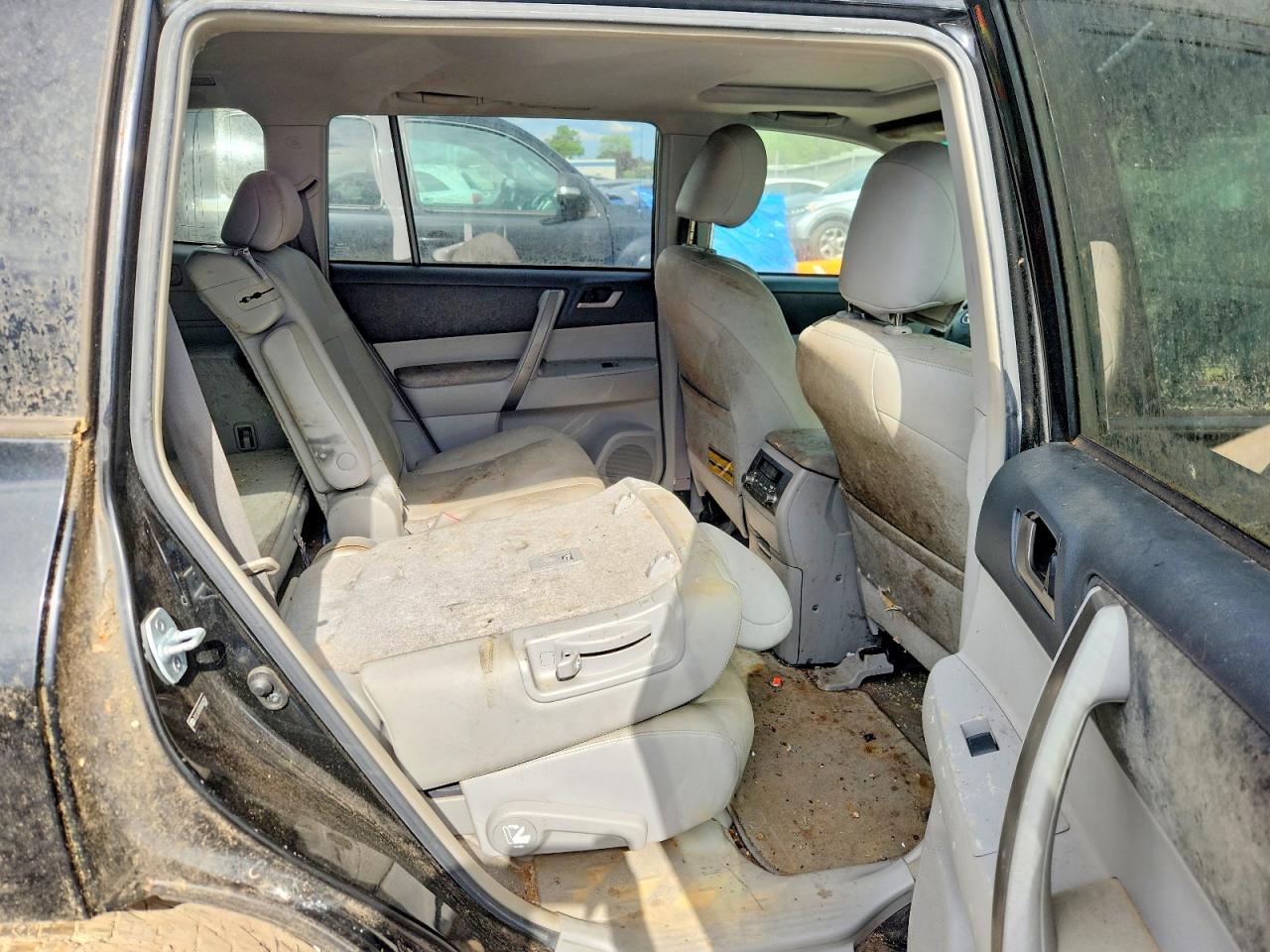 Toyota Highlander Sport