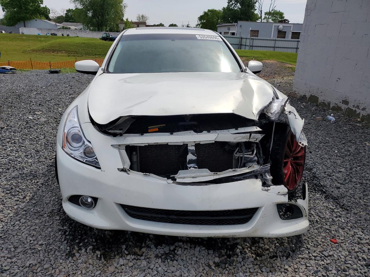 INFINITI G37 X