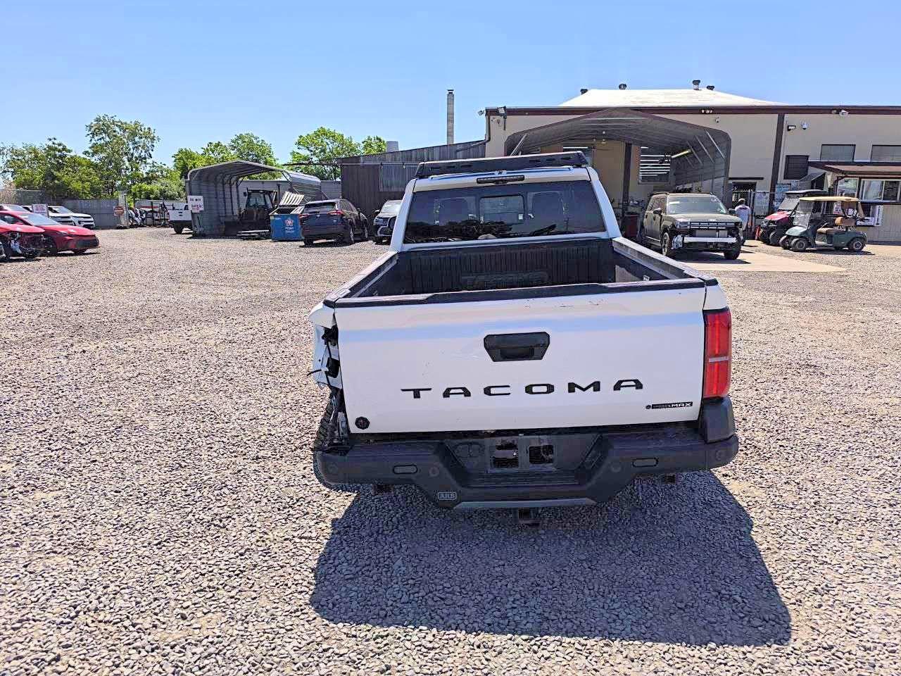 Toyota Tacoma Trailhunter Hv