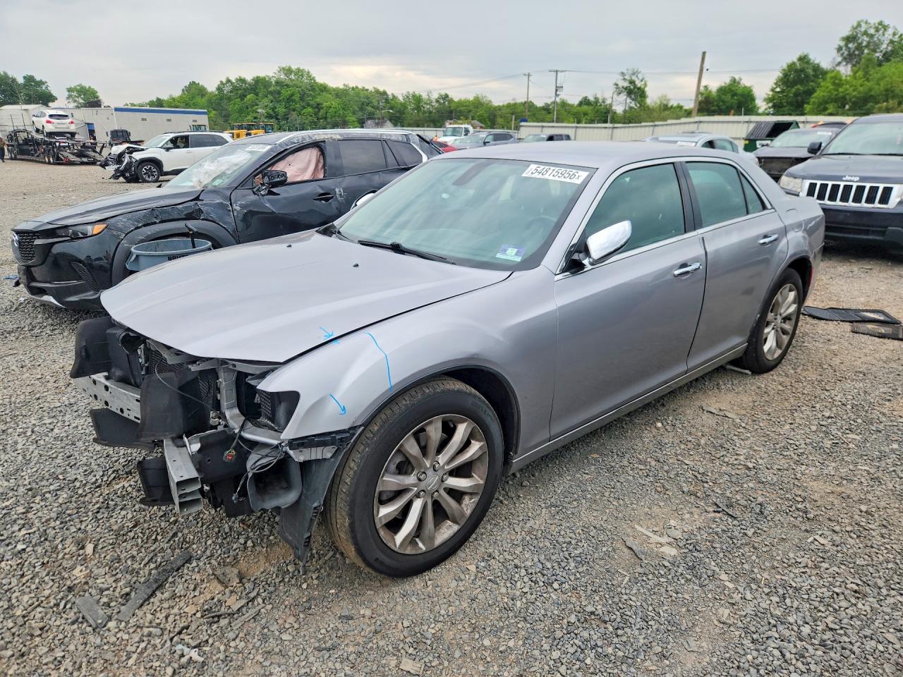Salvage Chrysler 300 Image