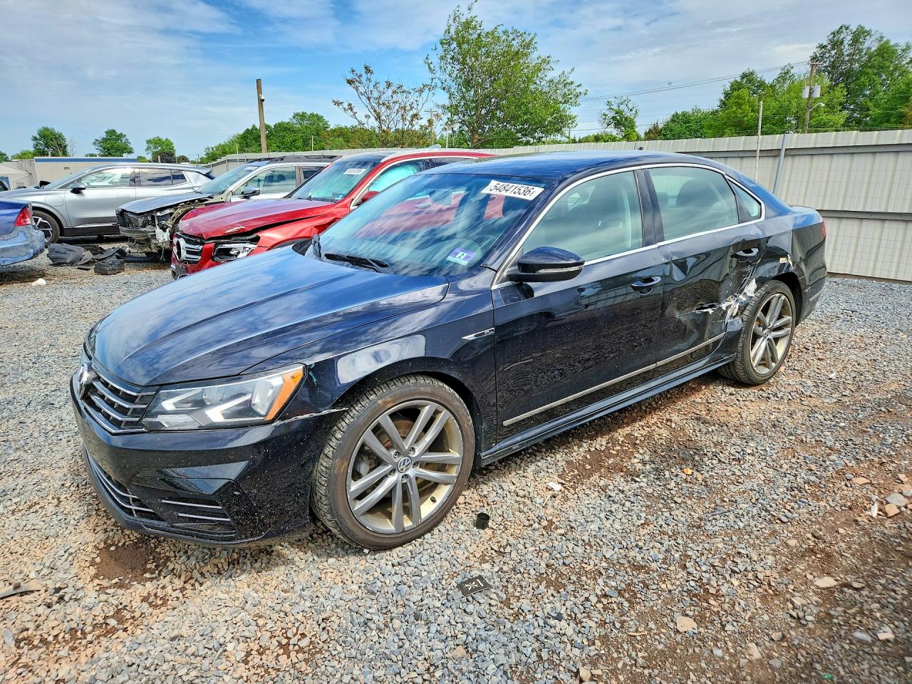 Salvage Volkswagen Passat Image