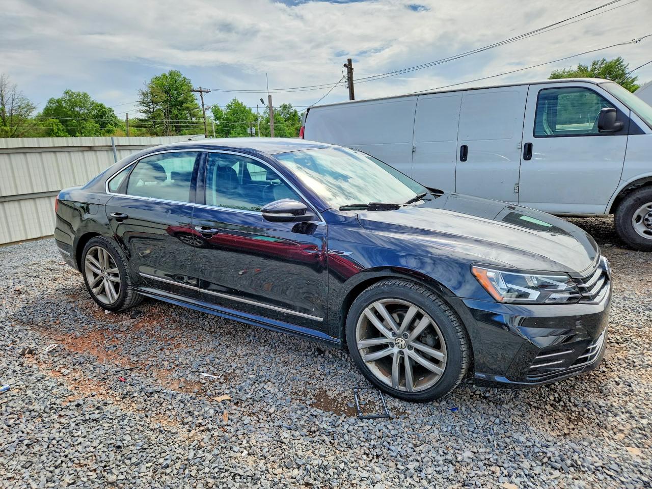 Volkswagen Passat R-line