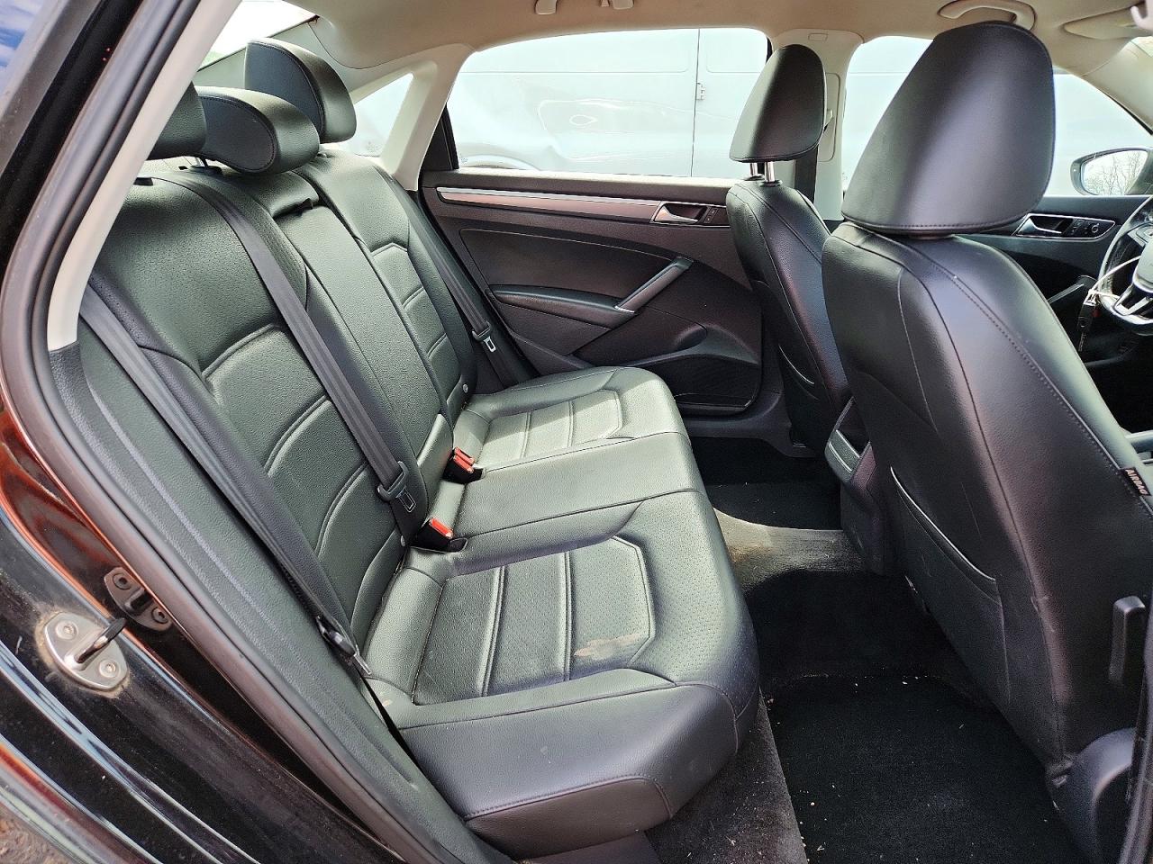 Volkswagen Passat R-line