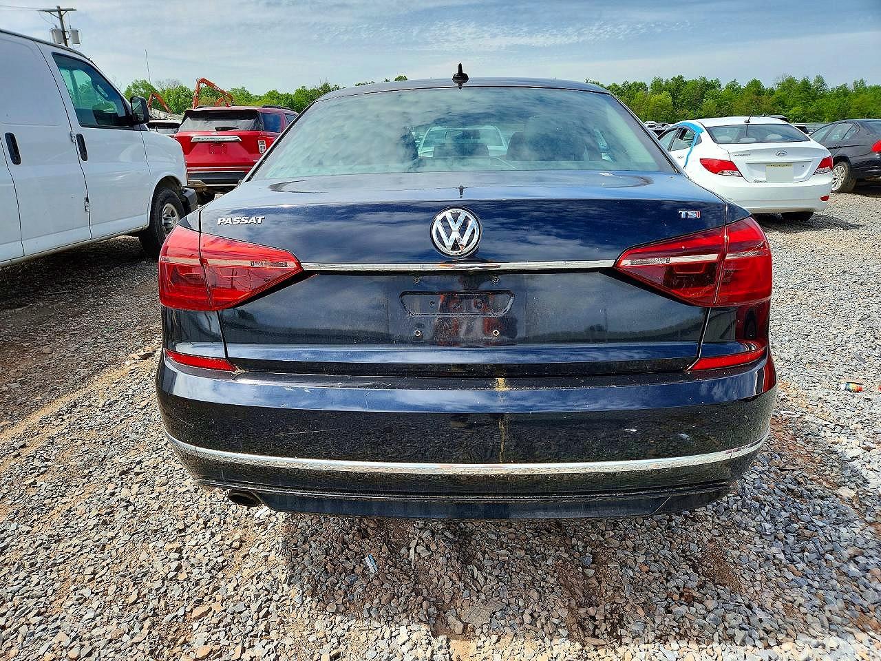 Volkswagen Passat R-line