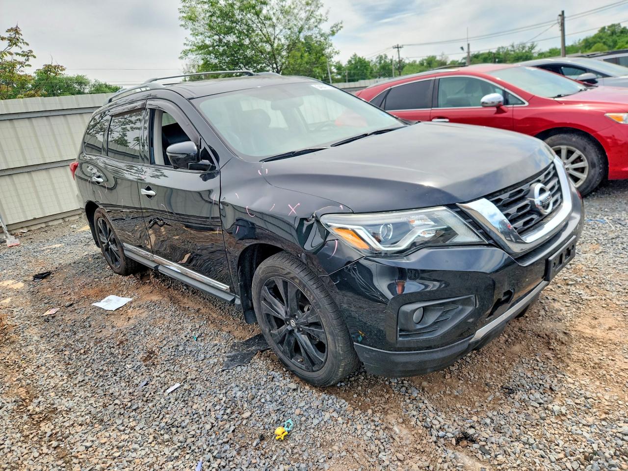 Nissan Pathfinder Platinum