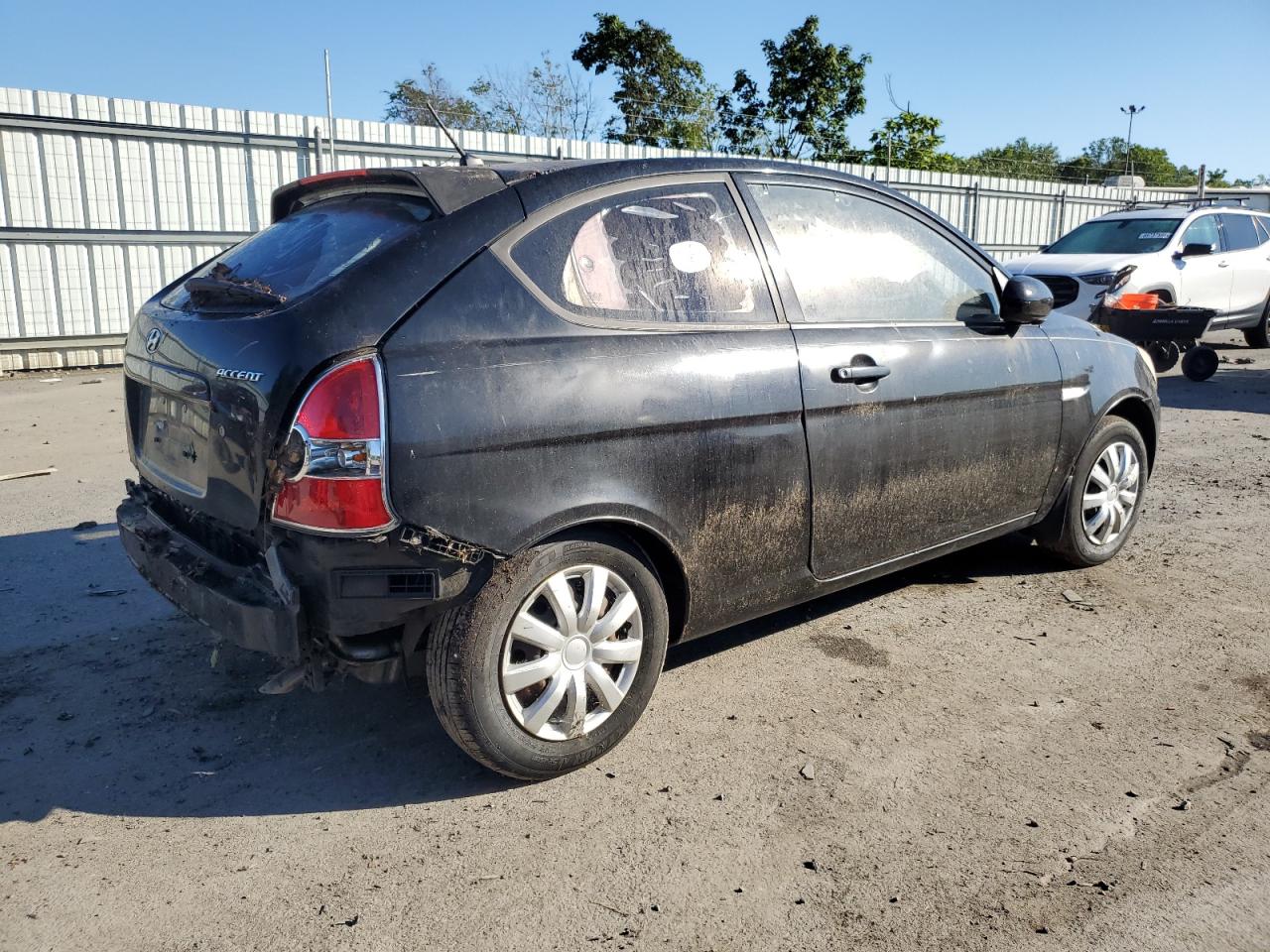 Hyundai ACCENT Blue