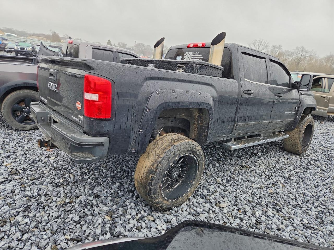GMC Sierra K2500 Denali