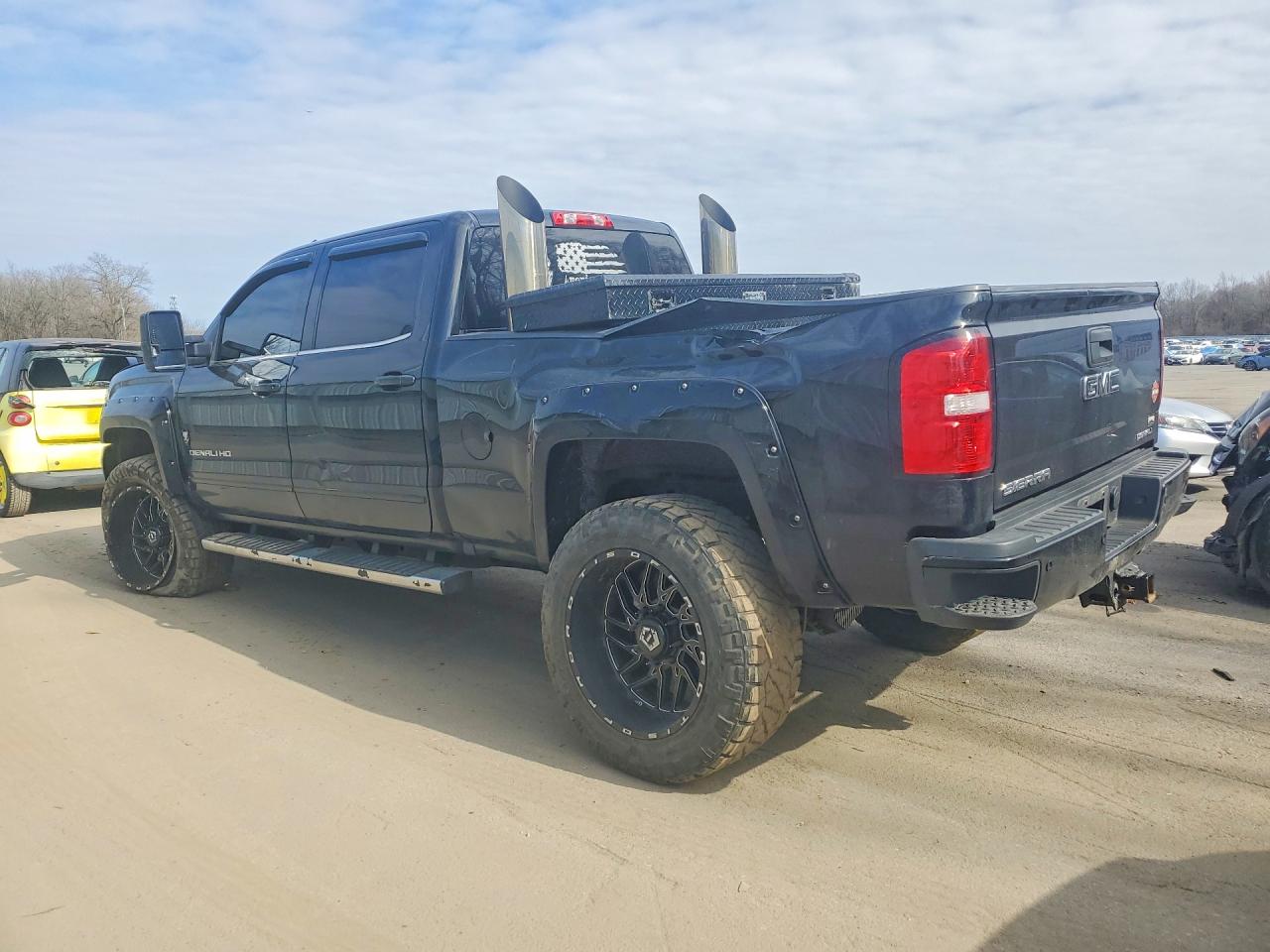 GMC Sierra K2500 Denali