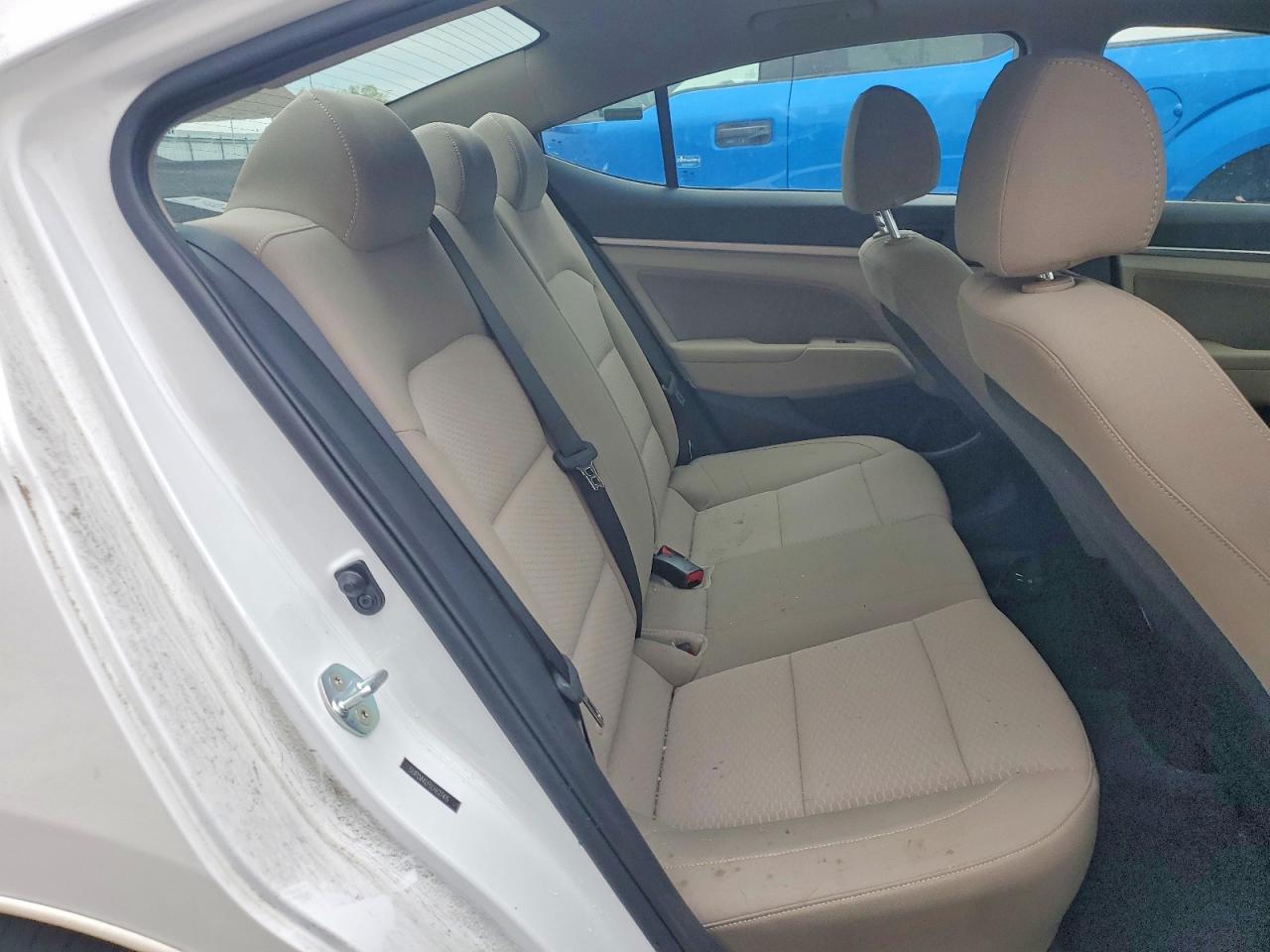 Hyundai ELANTRA Value Edition
