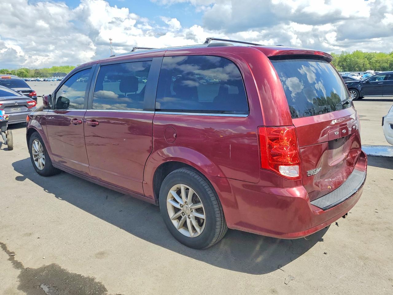 Dodge Caravan Sxt