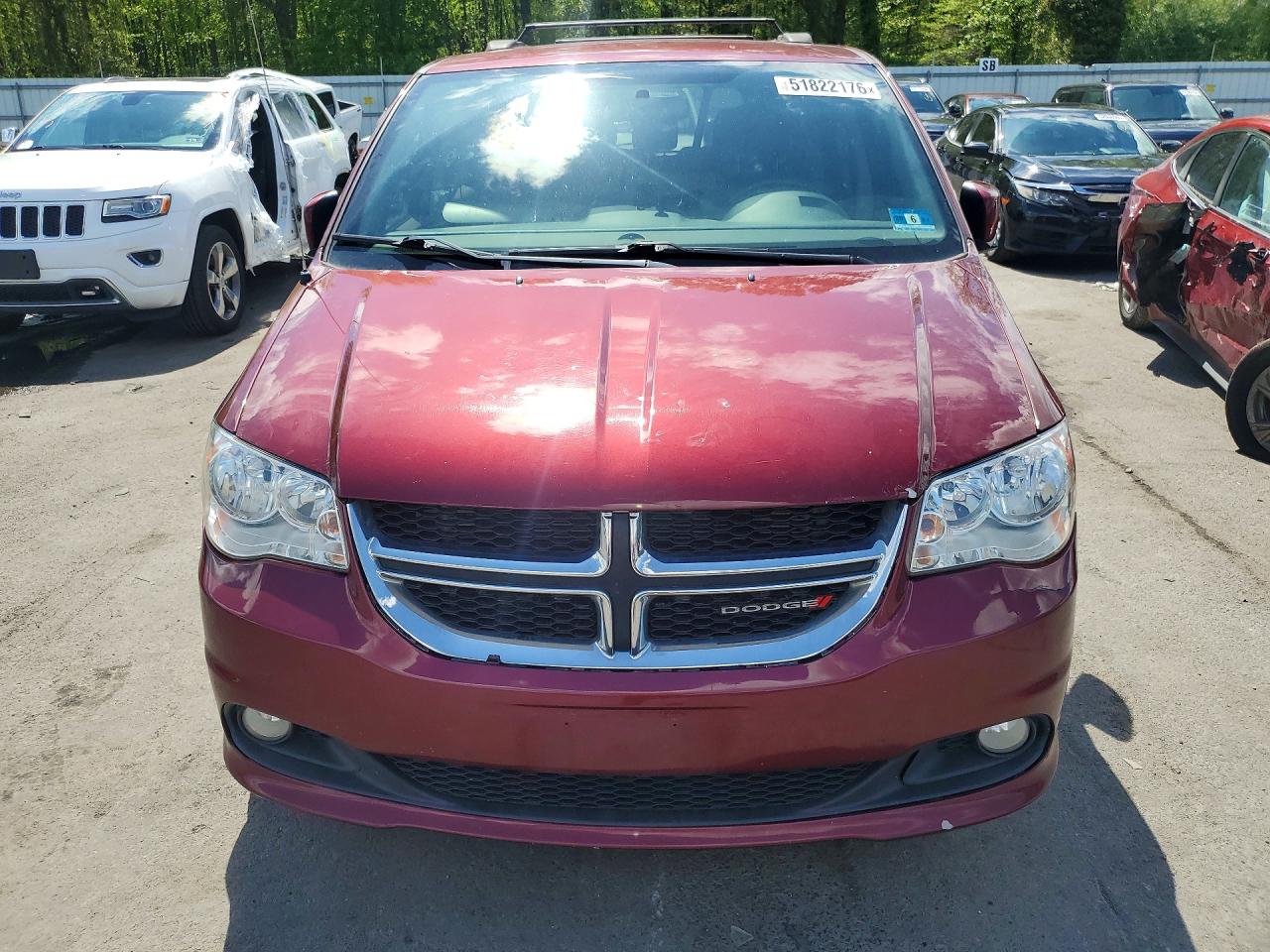 Dodge Caravan Sxt