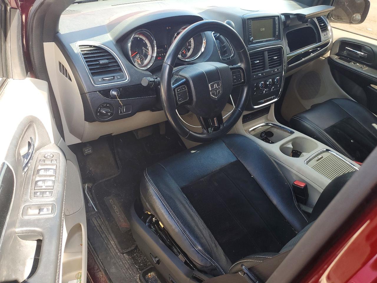 Dodge Caravan Sxt
