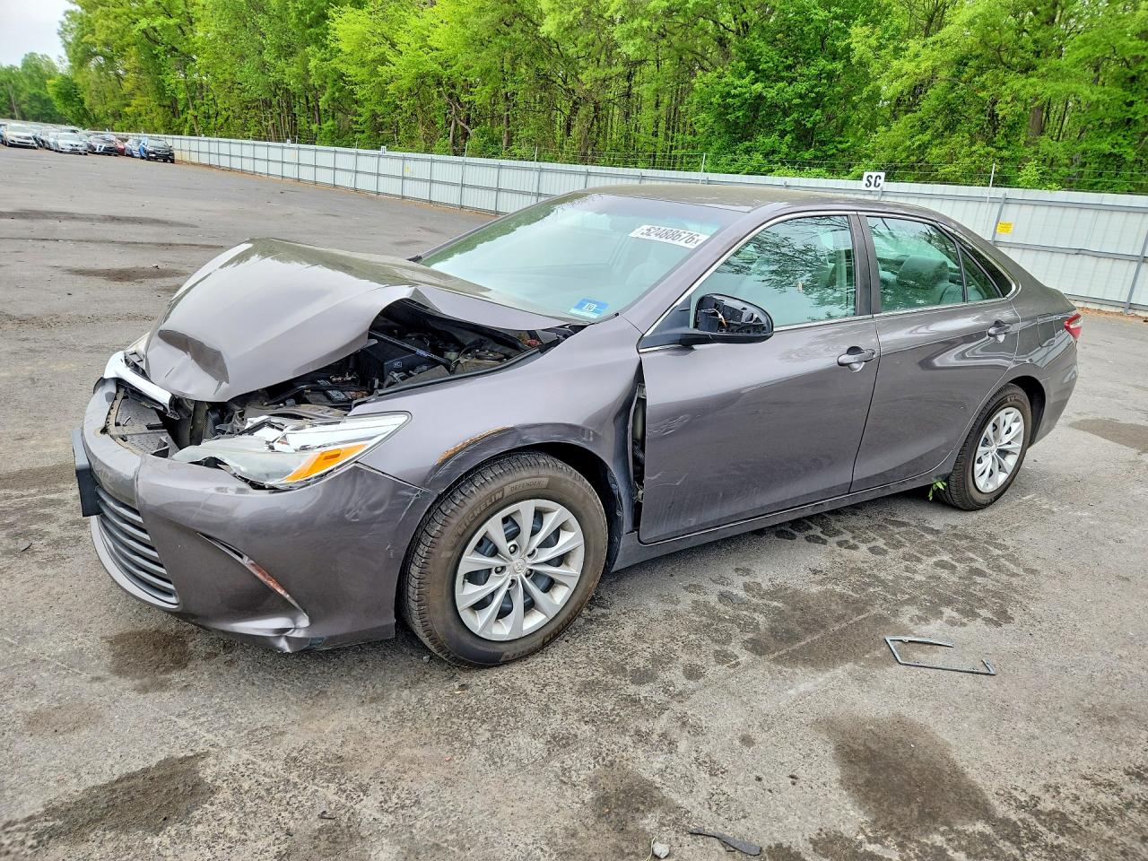 Salvage Toyota Camry Image