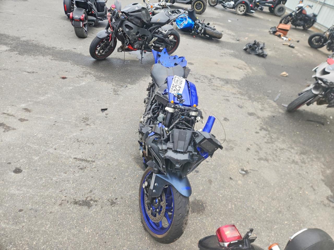 Yamaha Yzfr7