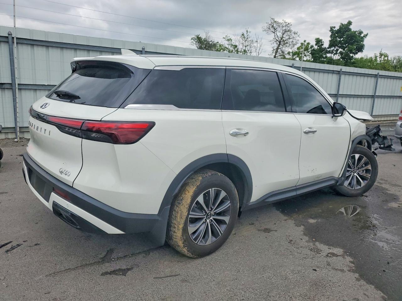 INFINITI Qx Pure