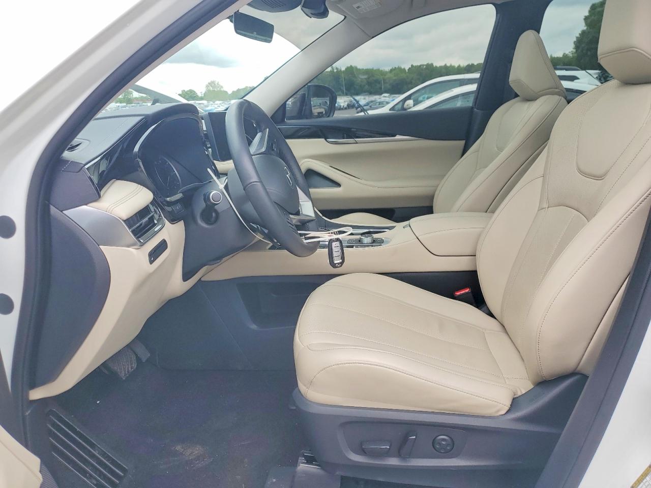 INFINITI Qx Pure