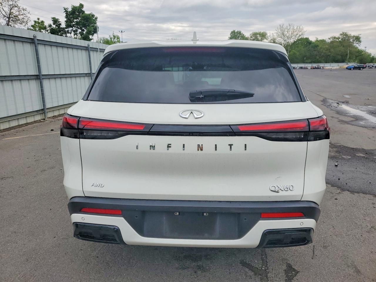 INFINITI Qx Pure