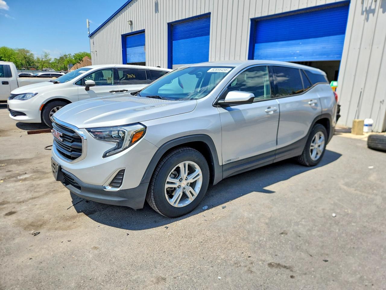 Salvage GMC Terrain Image