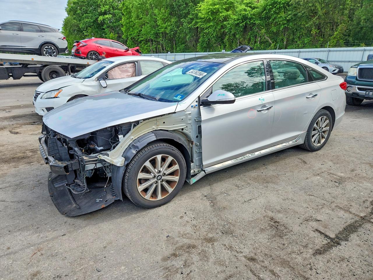 Salvage Hyundai SONATA Image