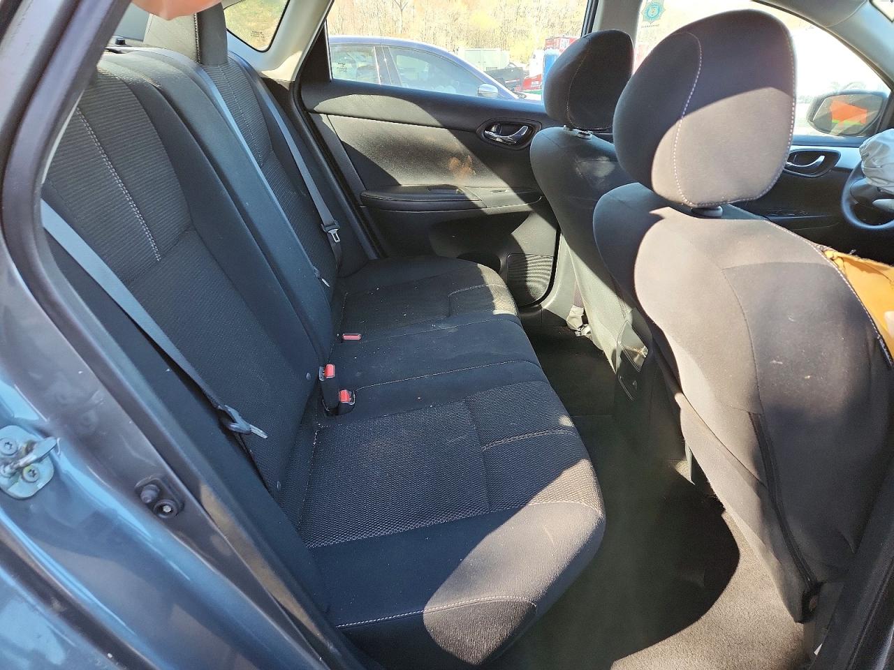 Nissan Sentra S