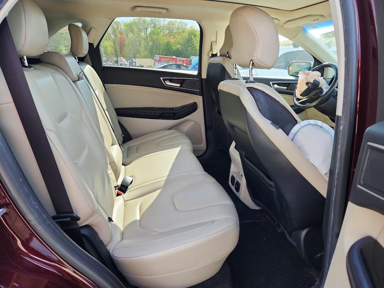 Ford Edge Titanium