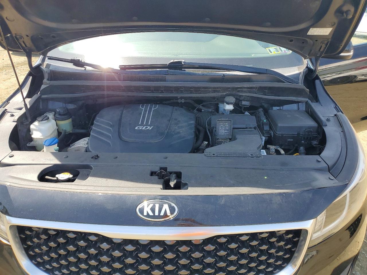 Kia Sedona Lx