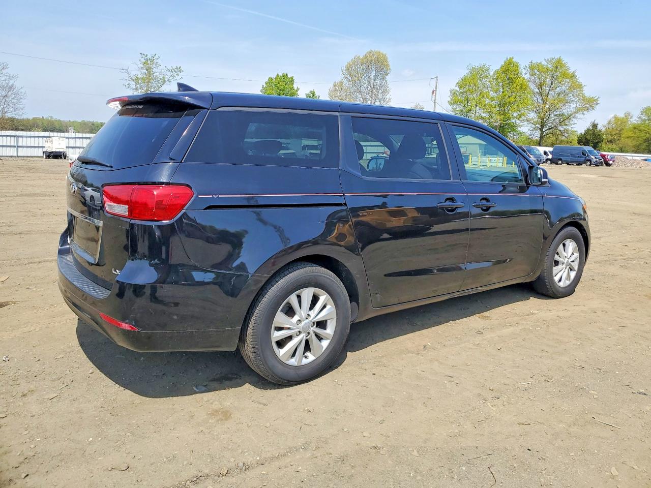 Kia Sedona Lx