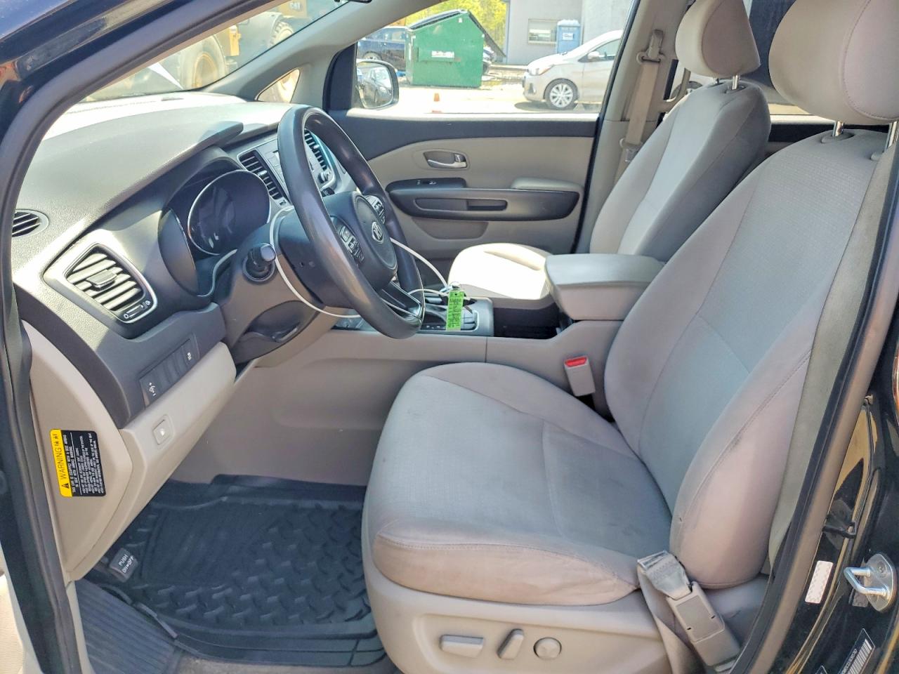 Kia Sedona Lx
