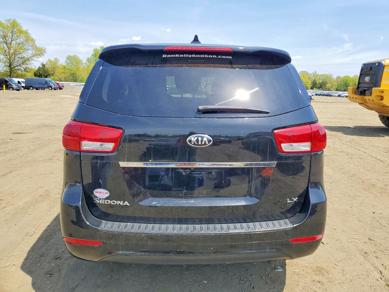 Kia Sedona Lx