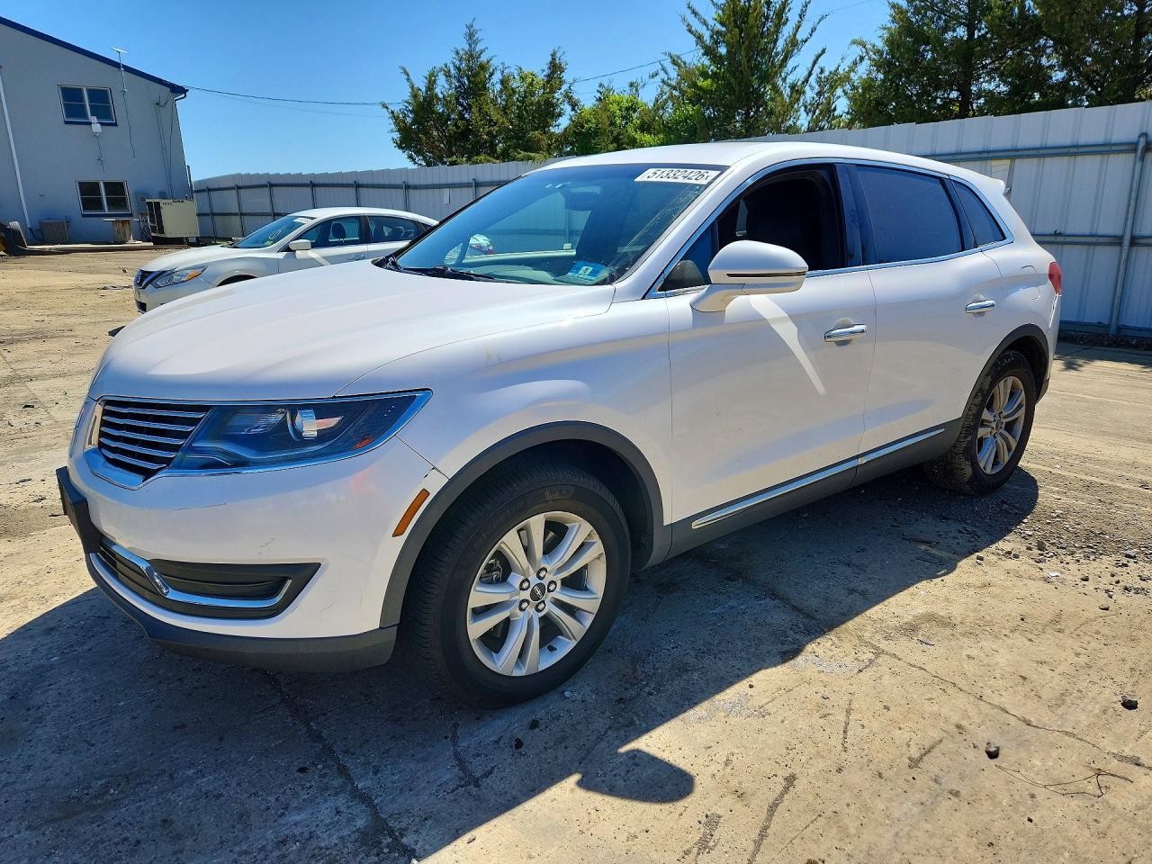 Salvage Lincoln MKX Image