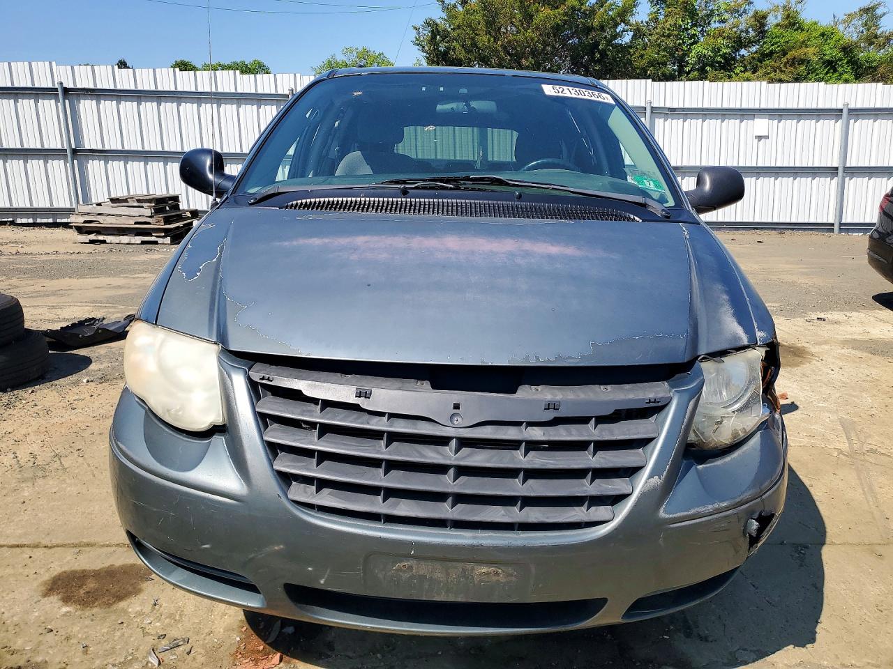 Chrysler Minivan Touring