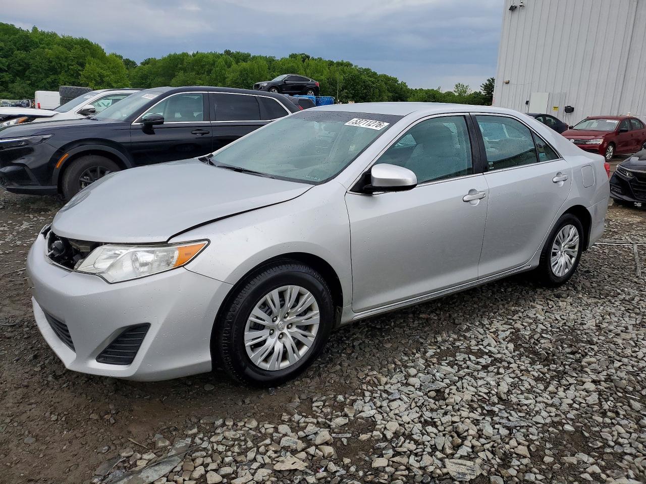 Salvage Toyota Camry Image