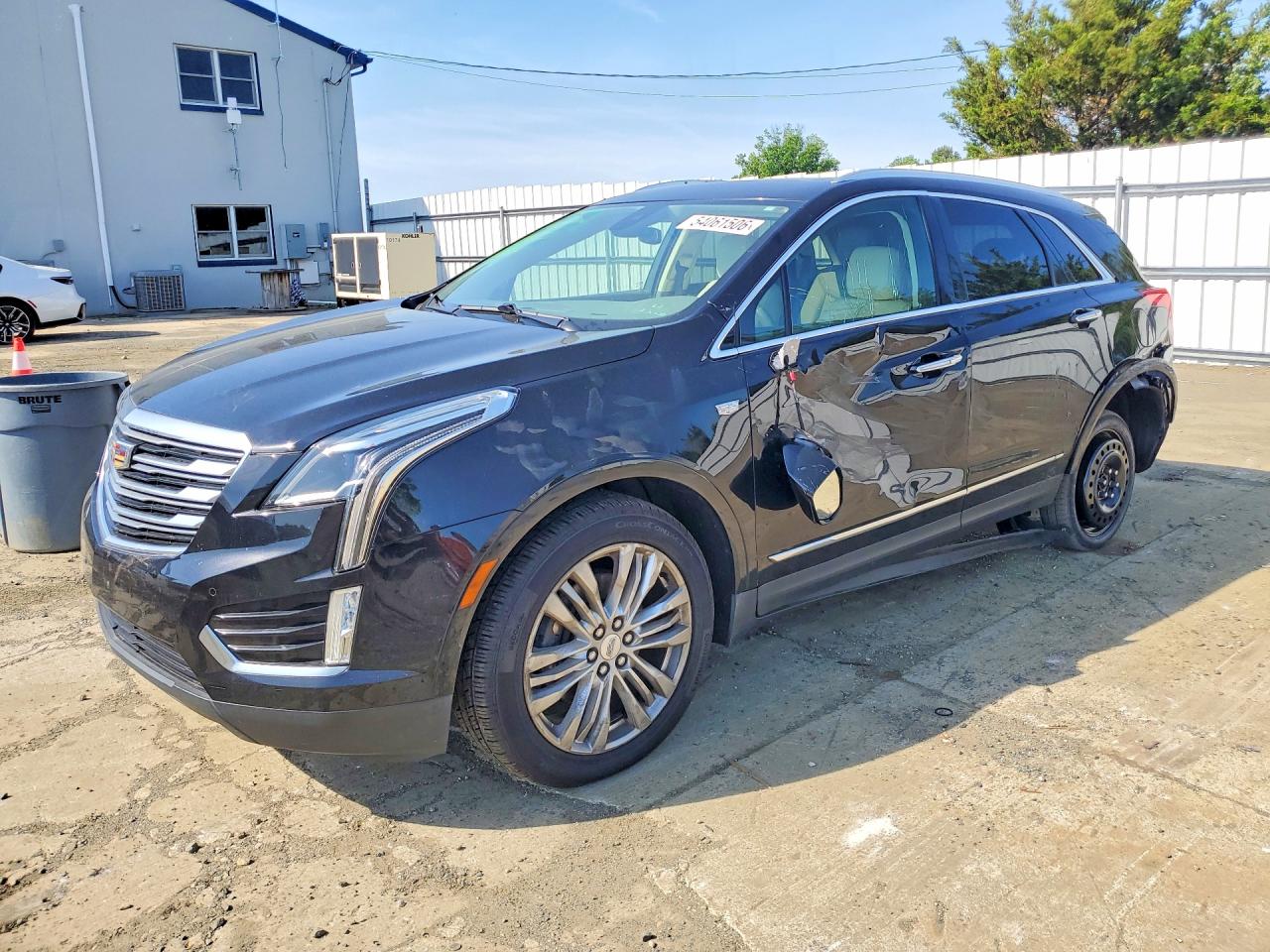 Salvage Cadillac XT5 Image